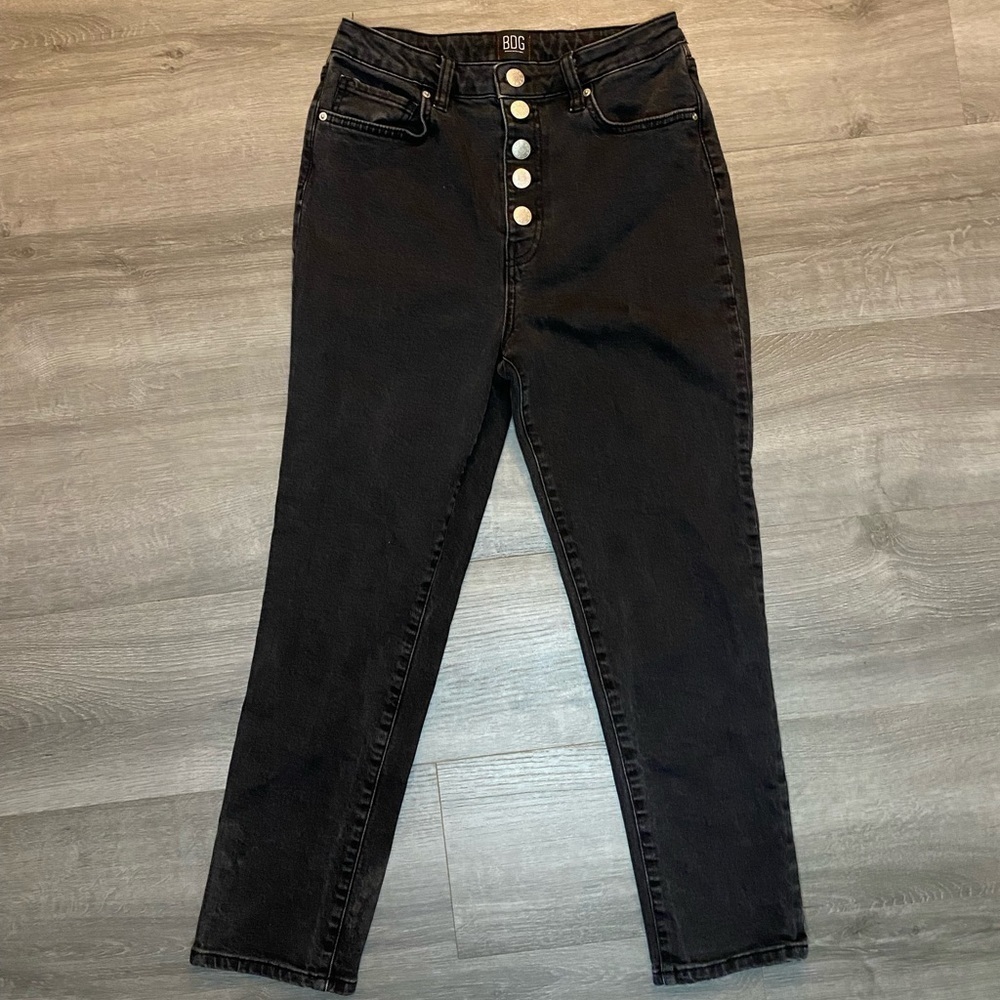 Urban Outfitters BDG Girlfriend High-Rise Cropped Jeans - Picture 2 of 8